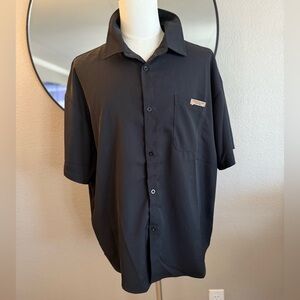 Men’s Black Button-Up Shirt – Size 3XL
Streetwear / Minimalist Style